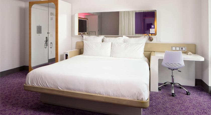 Image of First Class Junior Suite with King Bed 4