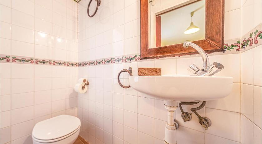 Beautiful apartment in Osor with 2 Bedrooms, WiFi and Outdoor swimming pool photo