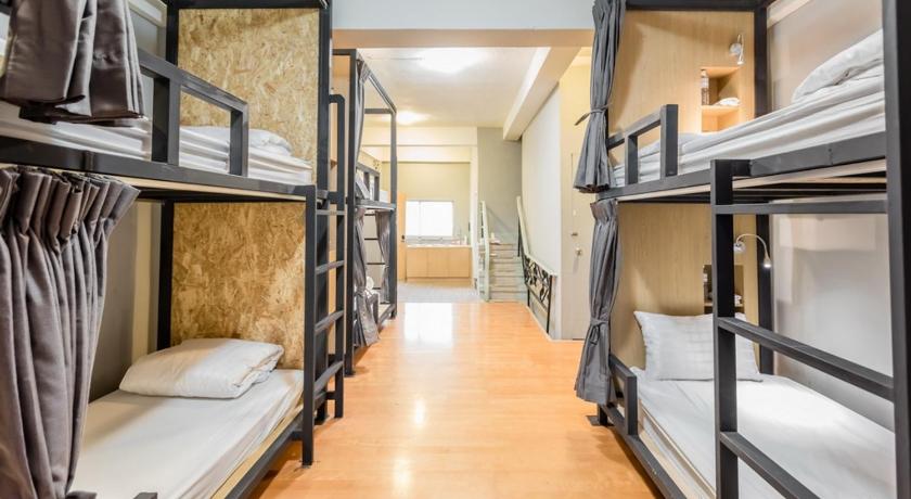 男性宿舍房的 1 個床位 (Bed in Male Dormitory Room)圖片 0