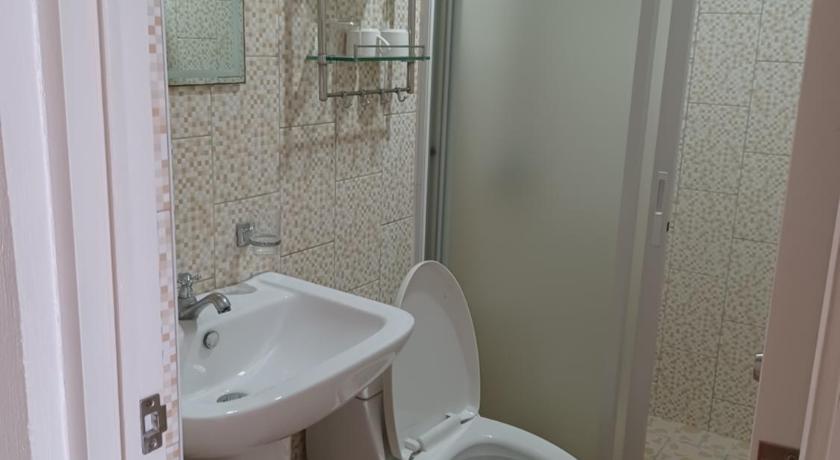 Bernis Hostel photo