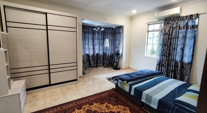 NICE HOME VILLA, Bandar Country Homes, Rawang photo