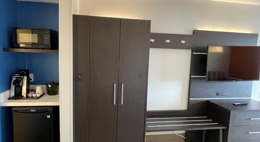 Image of King Suite 1