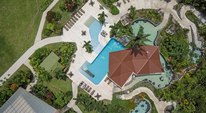 Hotel Arenal Springs Resort &amp; Spa — Hotel in La Fortuna