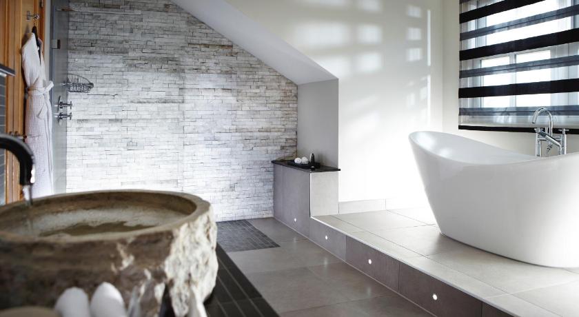 Image of SPA SUITE 2