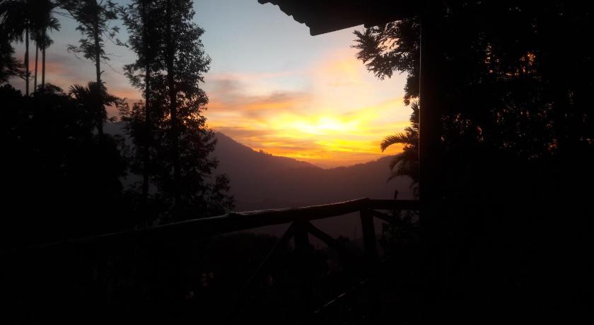 Aelam Garedn Home Stay photo