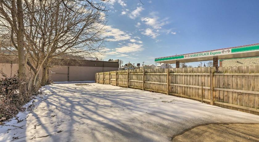 Charming Ludlow Retreat Less Than 4 Mi to Dtwn Cincy! photo