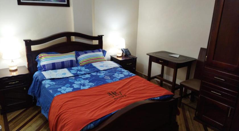 HOTEL VELANEZ SUITE Riobamba photo