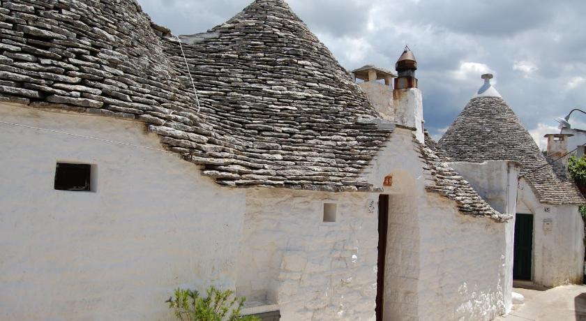 Trulli Holiday Albergo Diffuso