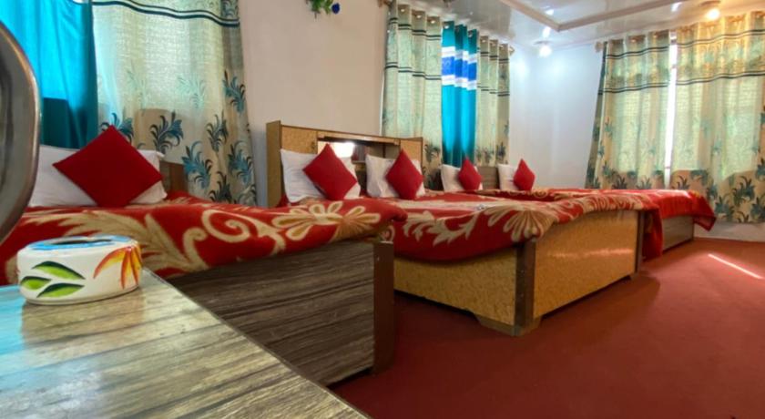 Hotel Young Mamta – Srinagar, PA