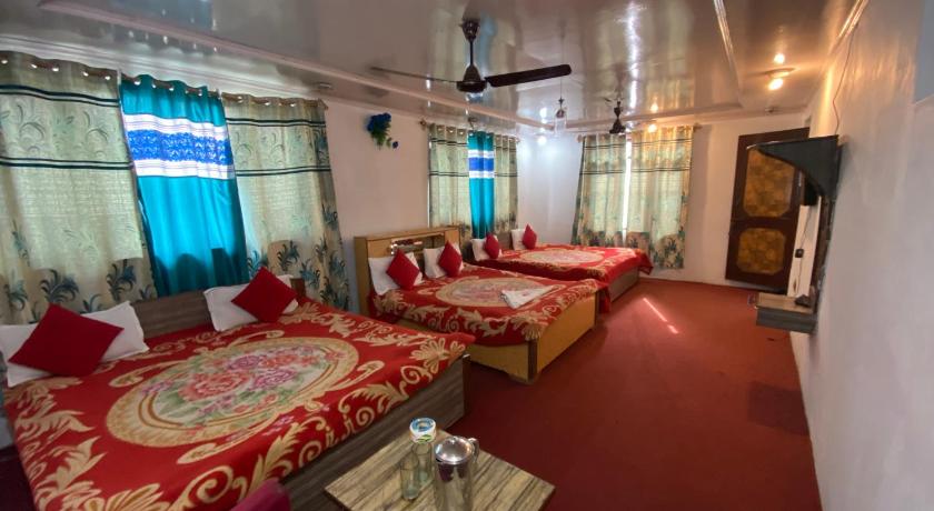 Hotel Young Mamta – Srinagar, PA