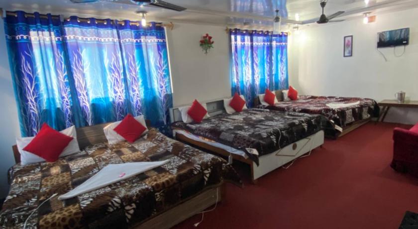 Hotel Young Mamta - image 16