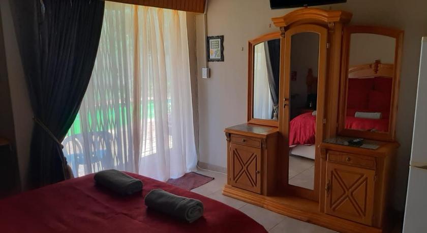 CHARIOTS GUEST HOUSE photo