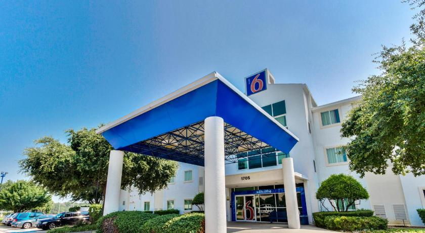 Motel 6-Lewisville, TX - Dallas