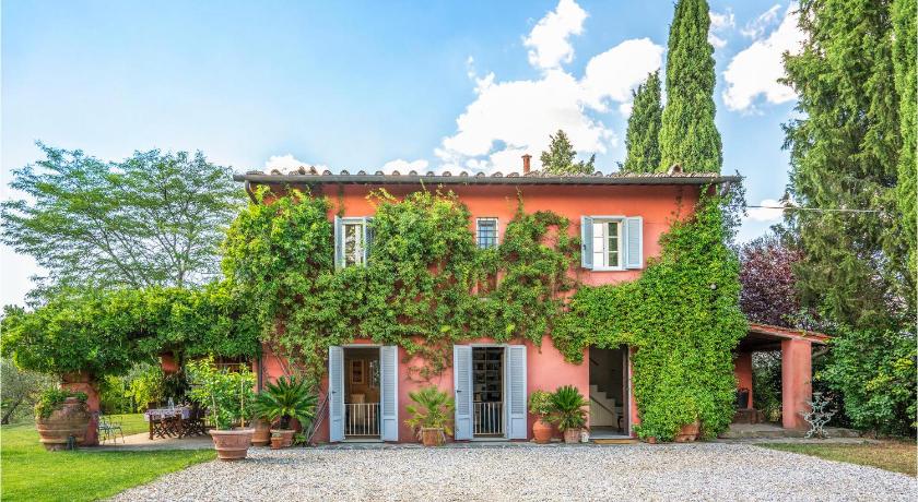 Stunning home in Impruneta with 3 Bedrooms and WiFi — Hotel in Impruneta