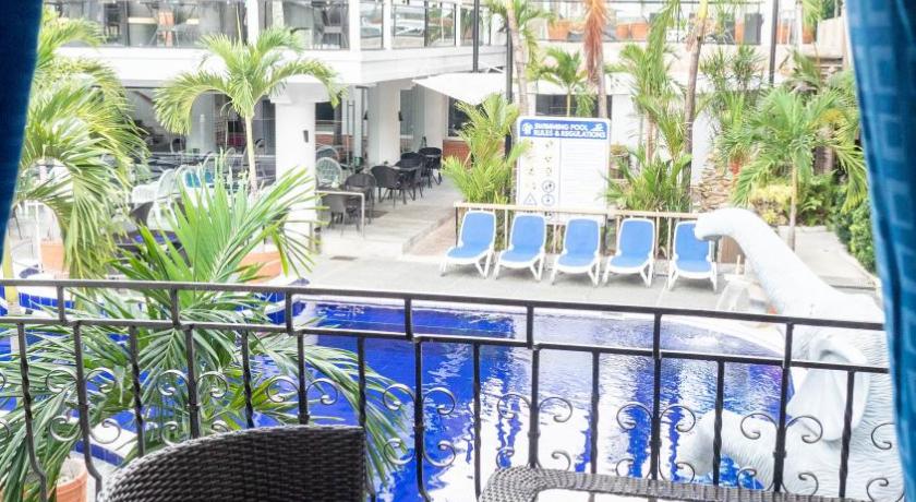 Image of Deluxe Pool View Room 1