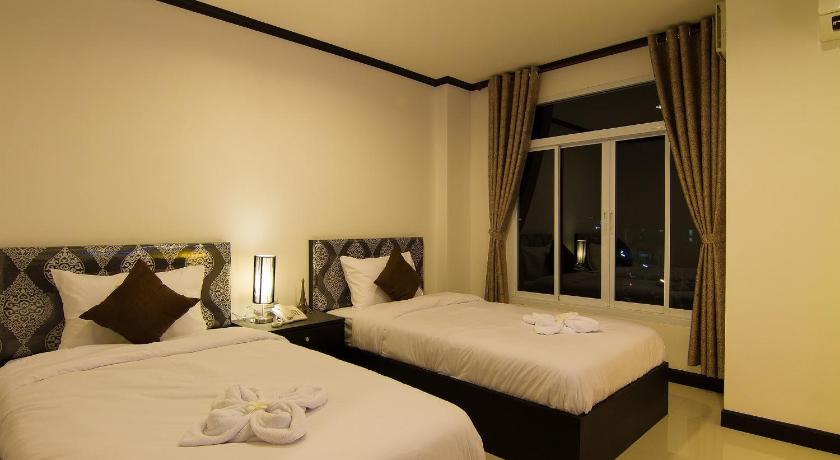 Image of Standard Twin Room 0