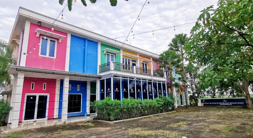 Hotel Aqiilah Syariah – Lamongan Regency, ID