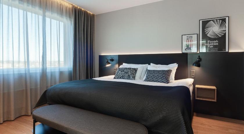 Image of 1 King 1 Bedroom Suite With Living Area 1