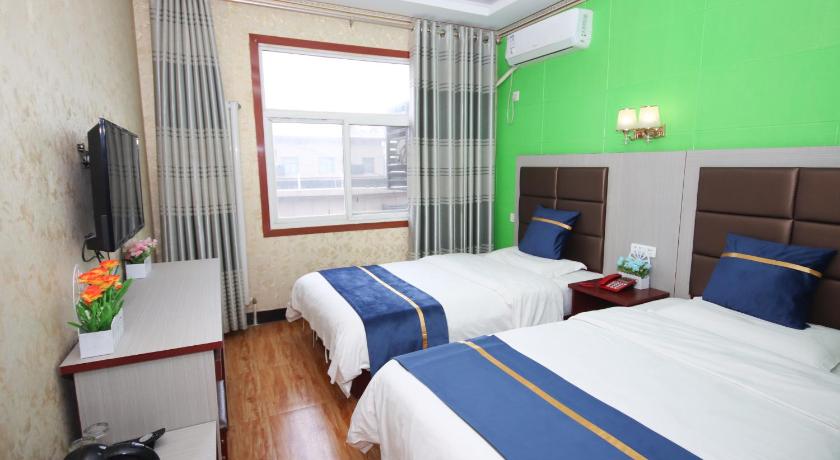 Image of Deluxe Twin Room 0