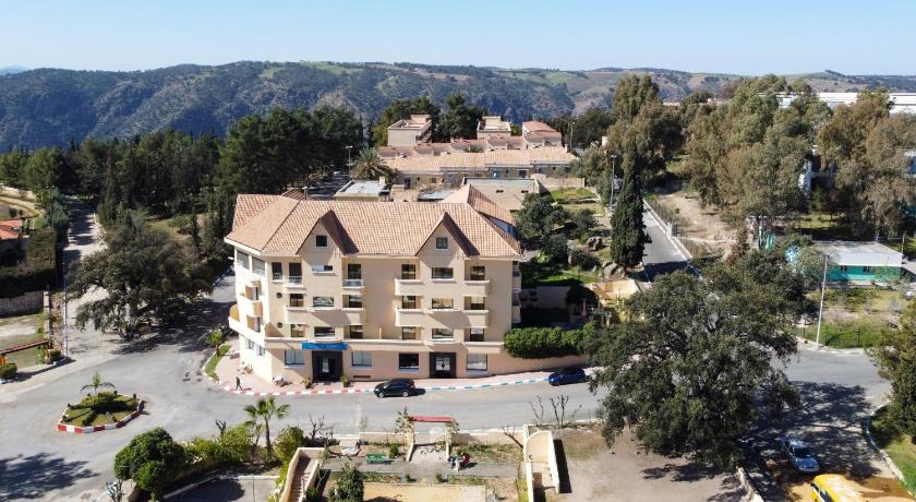 HOTEL DES THERMES photo