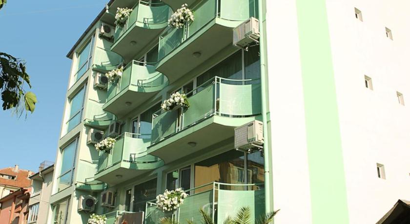 Dreams Family Hotel — Hotel in Nessebar