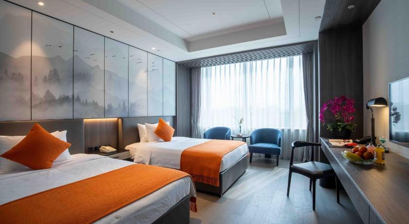 Image of Deluxe Twin Room 0