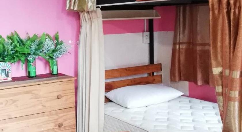 Image of Dormitory Room - Mixed 4