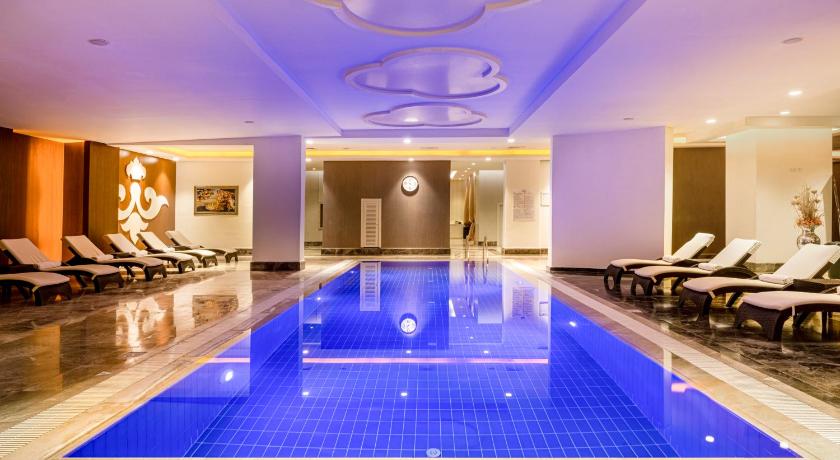 Grand Pasha Hotel & Spa Kyrenia photo