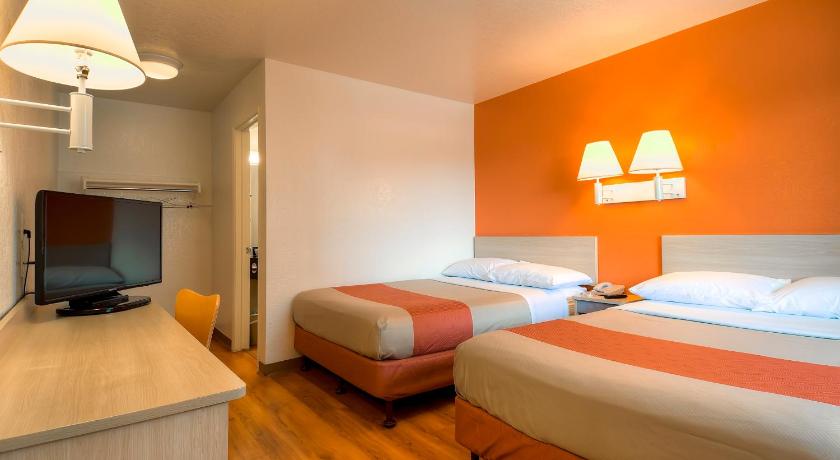 Motel 6-Westminster, CA - South - Long Beach Area