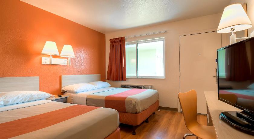 Motel 6-Westminster, CA - South - Long Beach Area