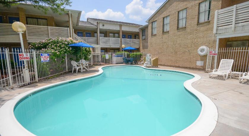 Motel 6-Baytown, TX - Baytown East photo