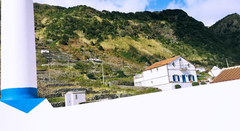 Alo Baia Sao Lourenco photo