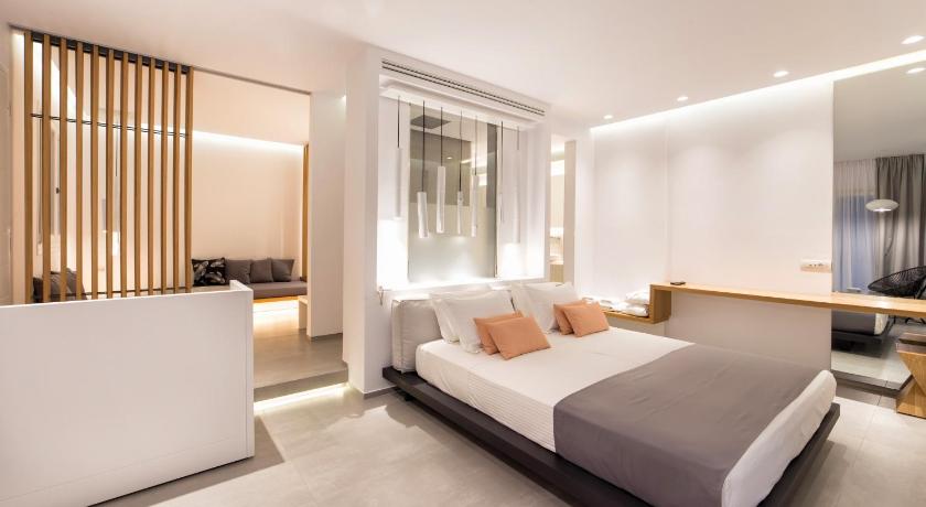 รูปของExecutive Suite with Private Pool Sea View 0