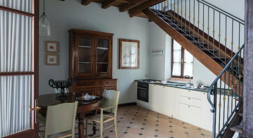 Image of Family Suite (5 Adults) 6