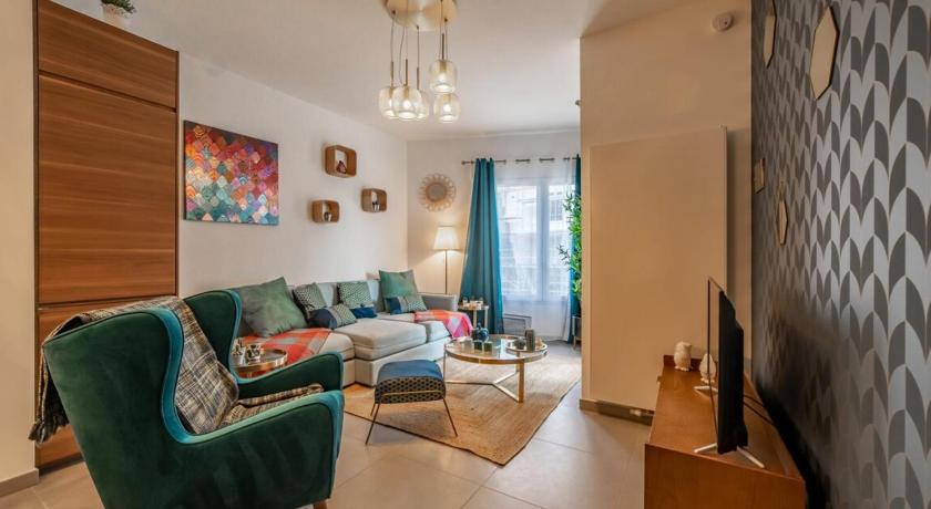 Apartment with terrace and garage Classified 4 stars — Hotel in Annecy