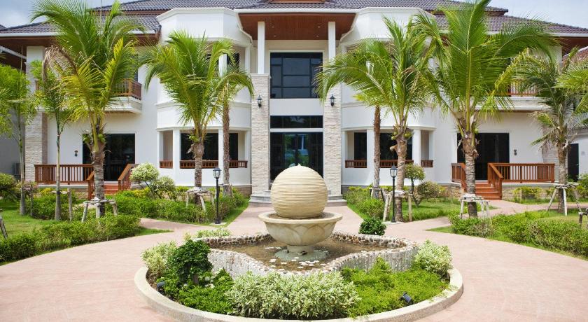 Rawai Grand House photo