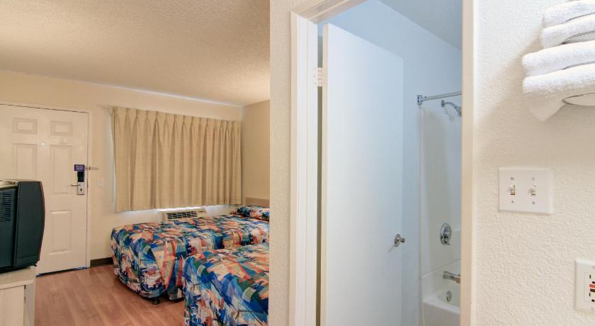 Motel 6-Tempe, AZ - Broadway - ASU