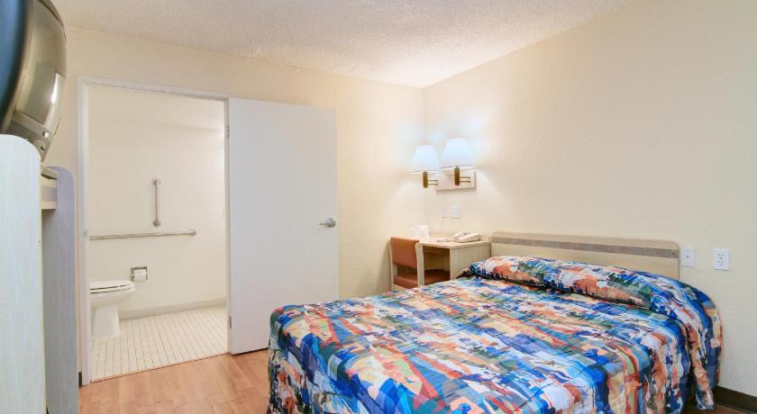 Motel 6-Tempe, AZ - Broadway - ASU