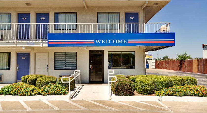 Motel 6-Irving, TX - Dallas