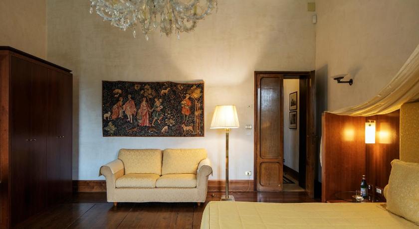 Image of Deluxe Junior Suite 13