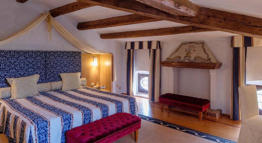 Image of Deluxe Junior Suite 3