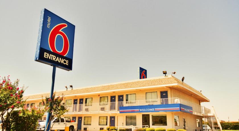 Motel 6-Irving, TX - Dallas