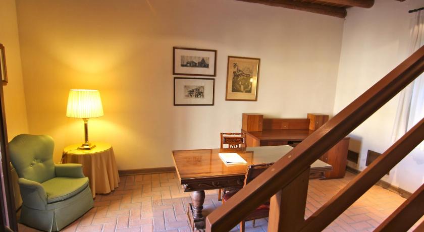 Image of Junior Suite with Garden View 7