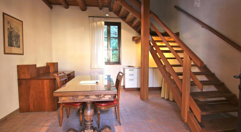 Image of Junior Suite with Garden View 12