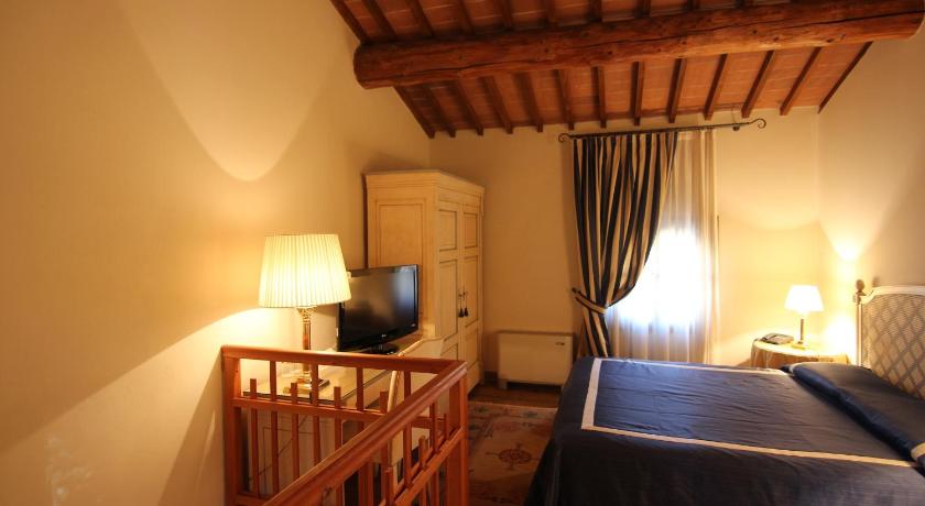 Image of Junior Suite with Garden View 13