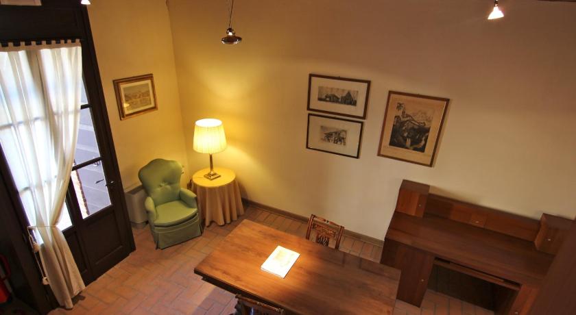 Image of Junior Suite with Garden View 17