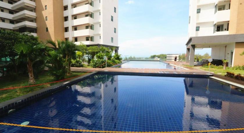 PD D’Wharf Amazing Seaview Suite 9 (Up to 6 pax) - image 38