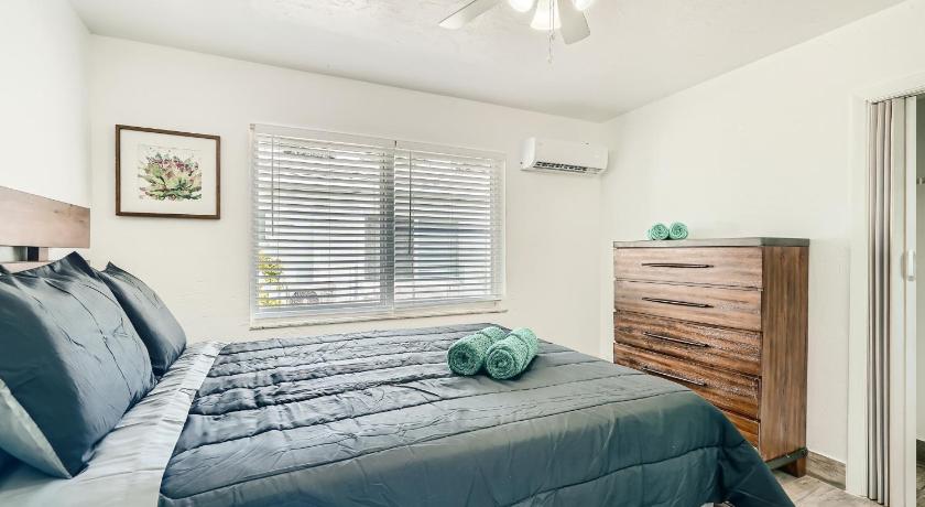 SII 1 Bedroom Tropical GEM! photo