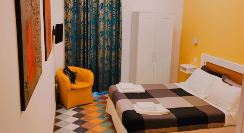 Image of Twin Room 4