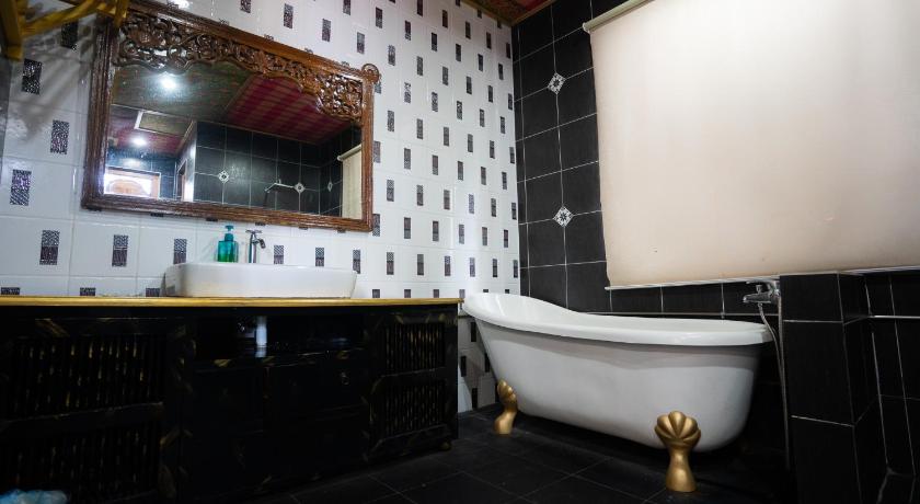 Image of Superior Room 2